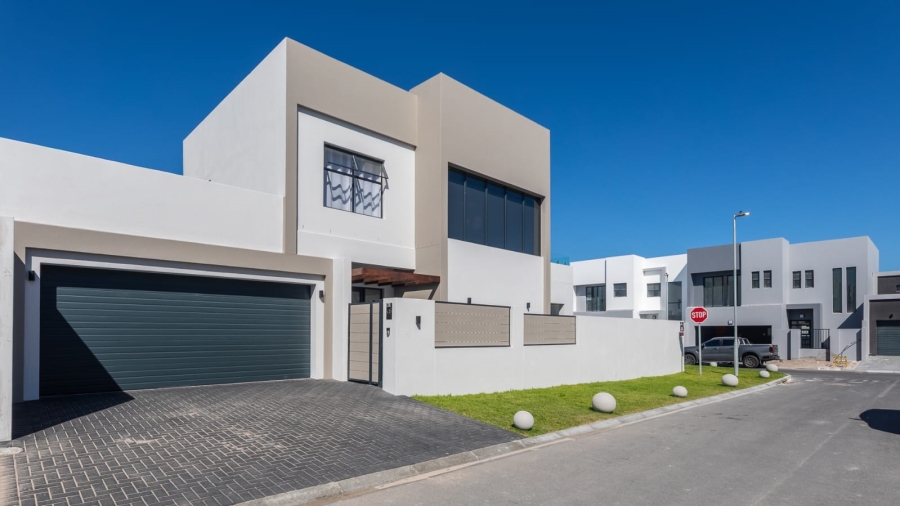 4 Bedroom Property for Sale in Sandown Western Cape